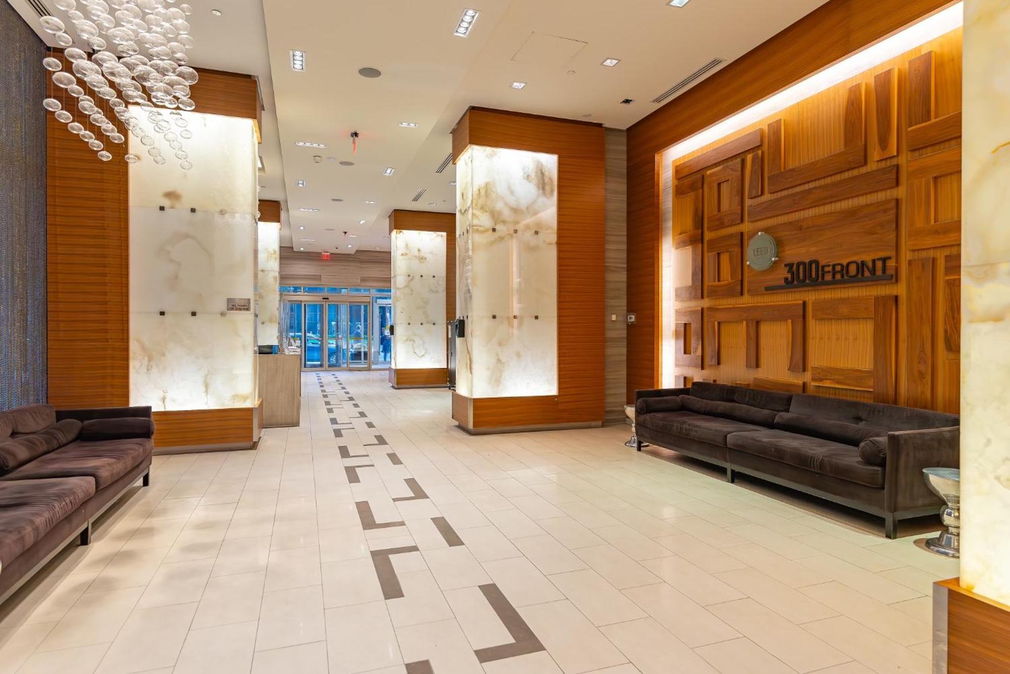 Appartement 2Br 2Bth Apt-Rogers Center-Cn Tower-Free Parking à Toronto Extérieur photo